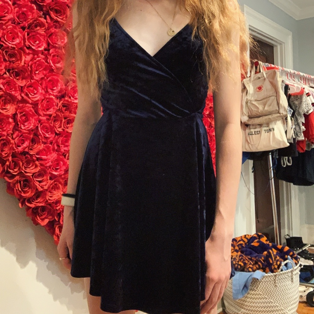 blue velvet skater dress!!